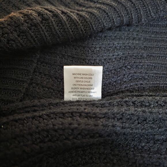 Chic & Modern Color Block Knitted Mini Dress | White, Black & Gray 3-Tone | M - Picture 11 of 12